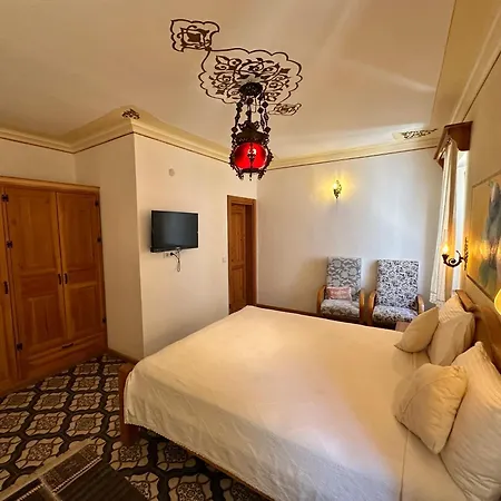 Eski 4* ダッチャ