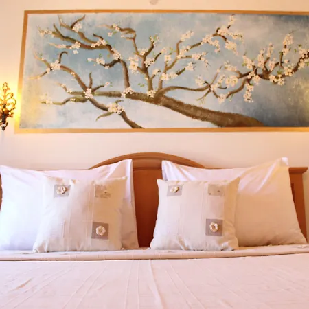 Eski 4* ダッチャ