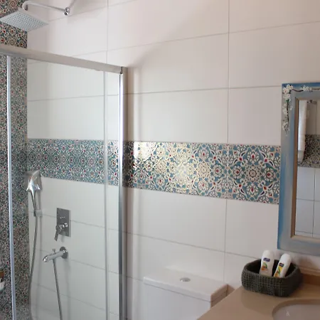 Eski 4* ダッチャ