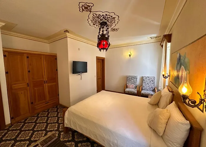 Eski 4* داتْشا