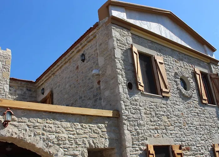 Eski 4* داتْشا