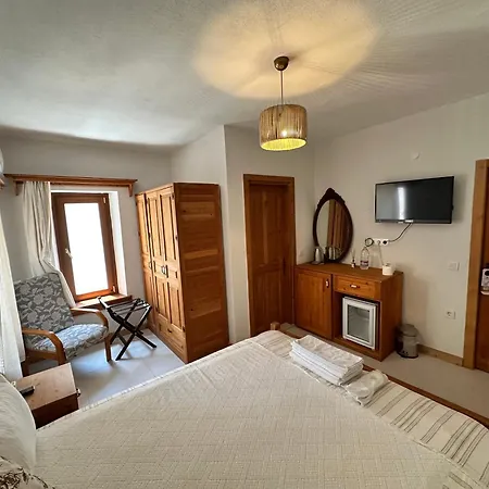 Eski Hotel